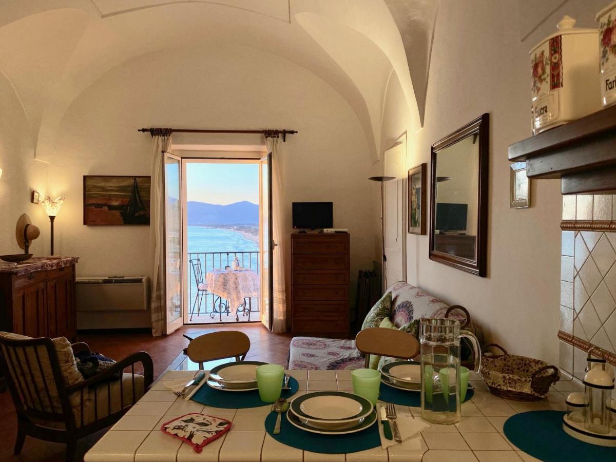 Holidaycasa Romano - Vacanza Nel Cuore Di Sperlonga Dış mekan fotoğraf