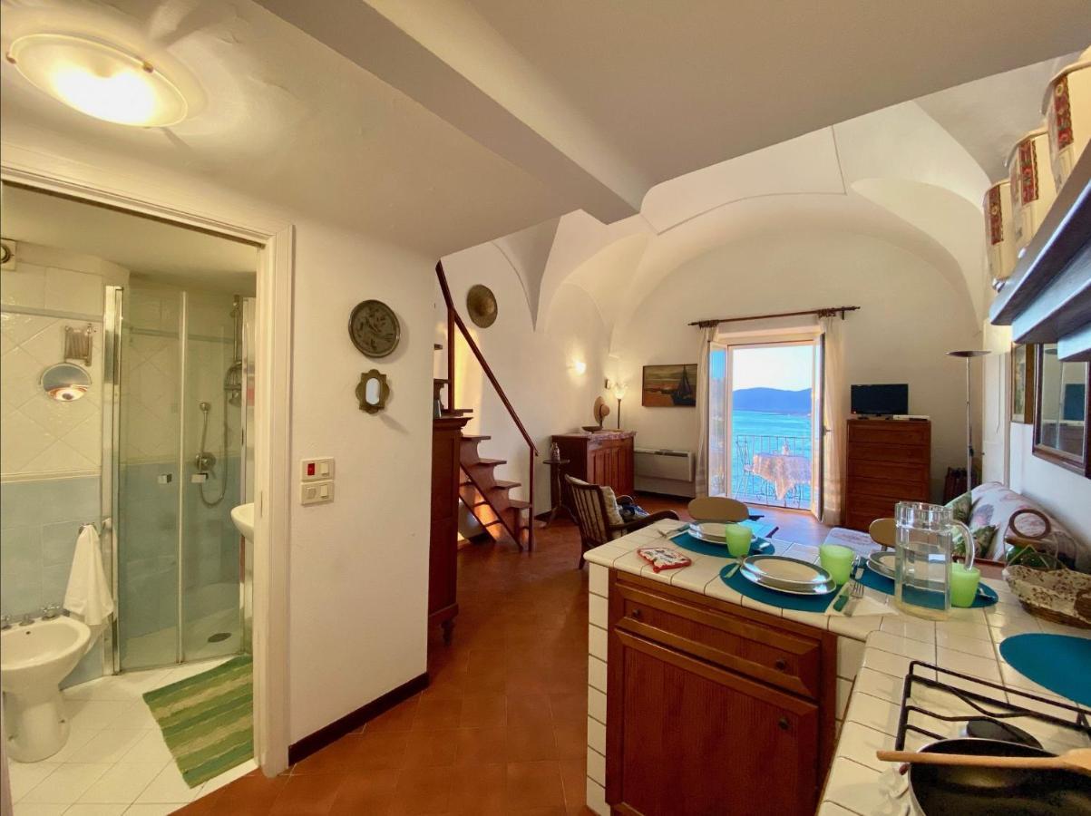 Holidaycasa Romano - Vacanza Nel Cuore Di Sperlonga Dış mekan fotoğraf