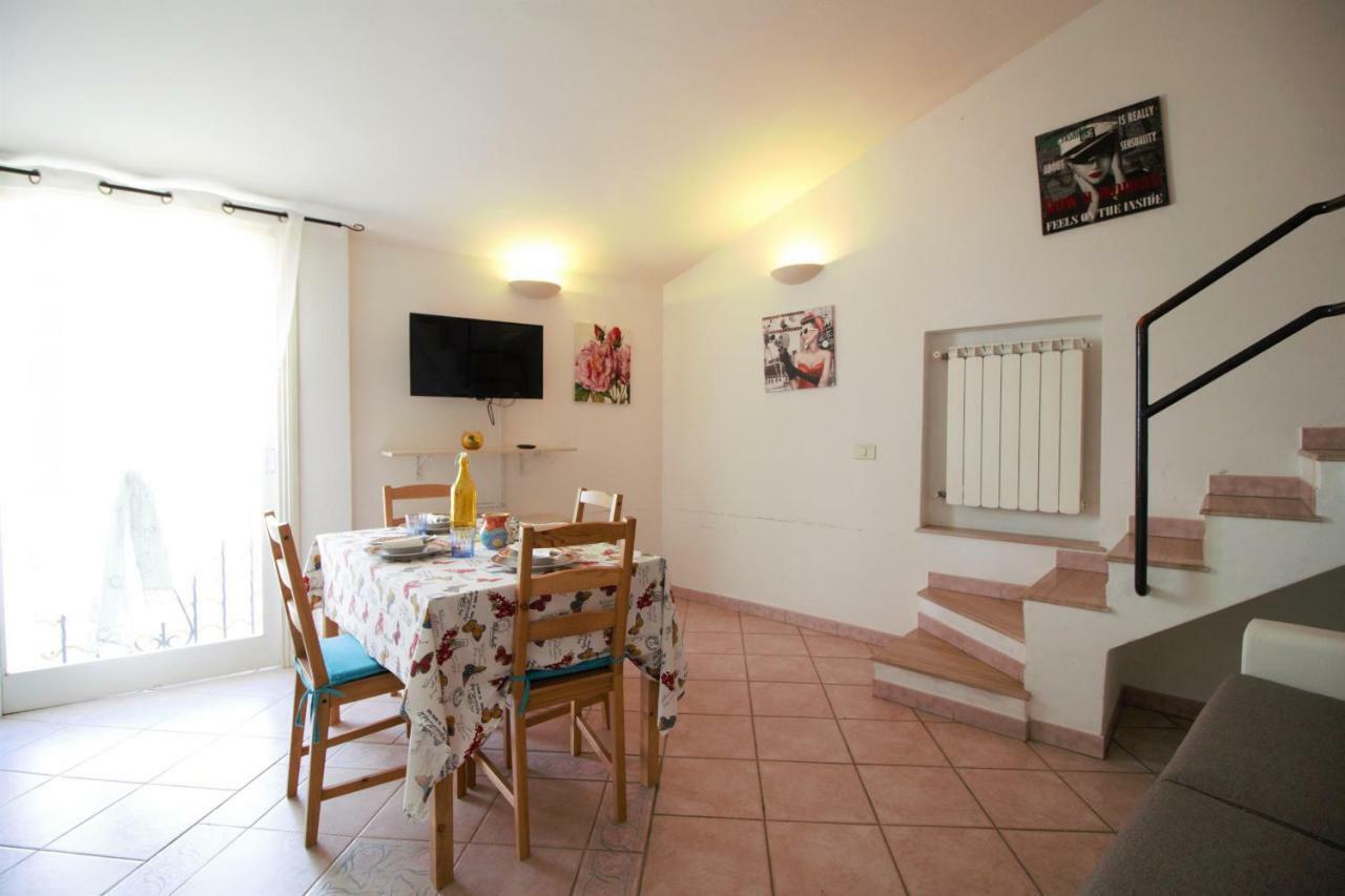 Holidaycasa Romano - Vacanza Nel Cuore Di Sperlonga Dış mekan fotoğraf