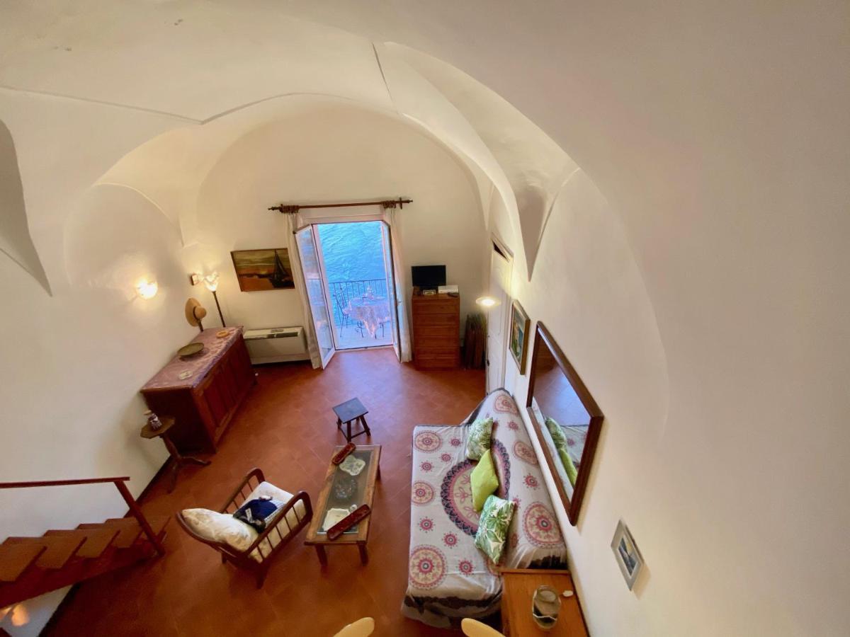 Holidaycasa Romano - Vacanza Nel Cuore Di Sperlonga Dış mekan fotoğraf