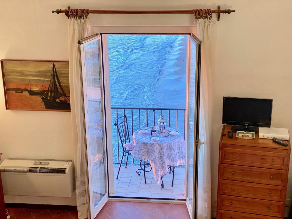 Holidaycasa Romano - Vacanza Nel Cuore Di Sperlonga Dış mekan fotoğraf